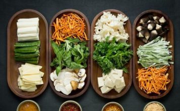 Công thức làm món salad đậu hũ non rau củ